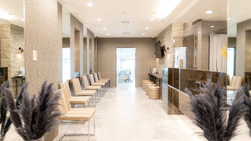 新宿ルーブル歯科・矯正歯科のメイン写真