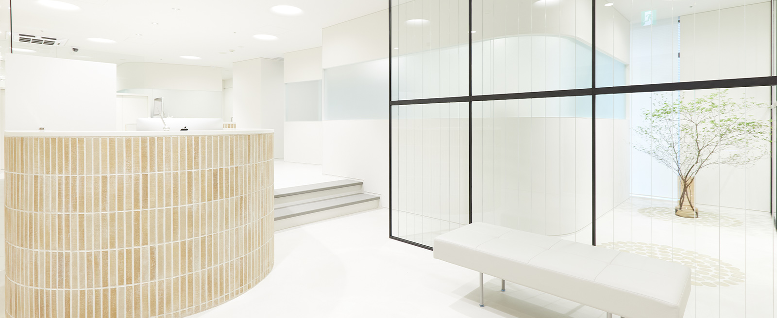 銀座HINA矯正歯科のメイン写真