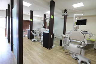 登戸クローバー歯科・矯正歯科のメイン写真