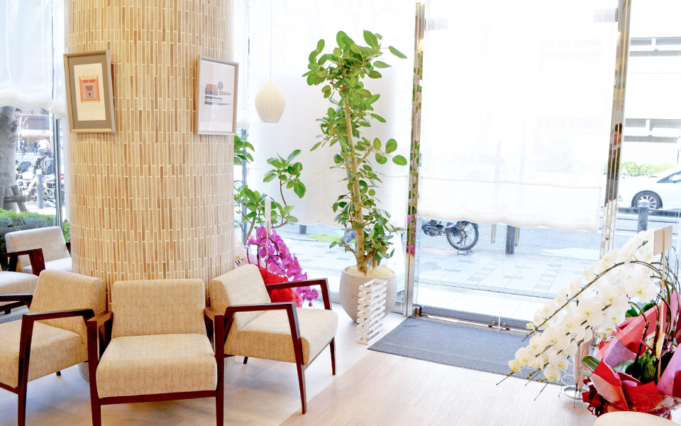 ホワイトスマイル歯科堺筋本町院のサブ写真