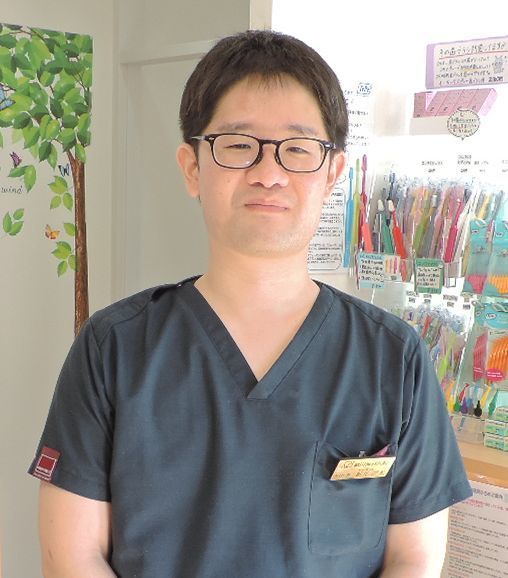 院長　歯科医師 新井 渓太